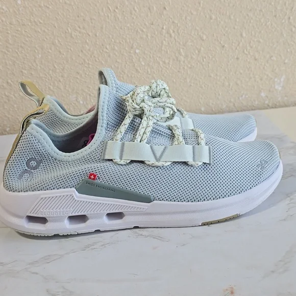 On Cloud Cloudeasy Light Gray Athletic Sneakers - Picture 9 of 14